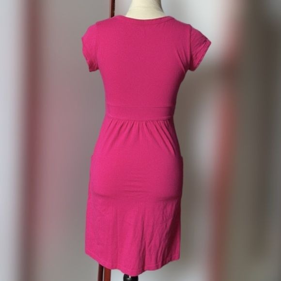 Old Navy Barbiecore Hot Pink Short Sleeve Dress w/Pockets (Size: Small)