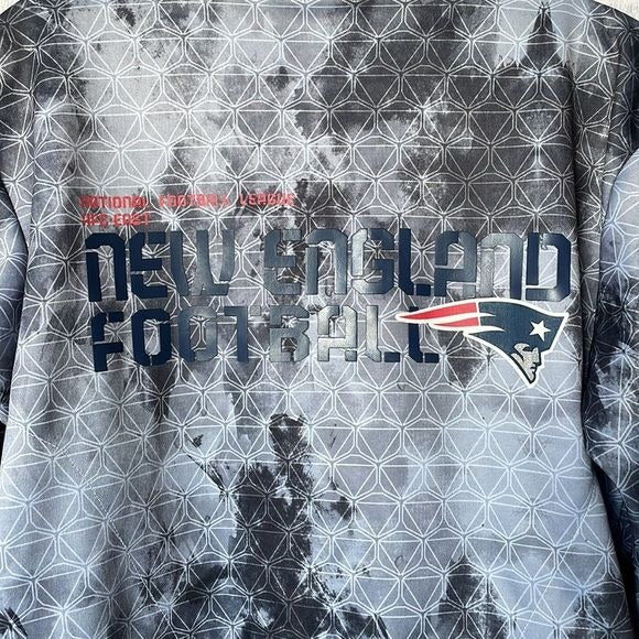 Reebok New England Patriots Boys (14/16) Fleece Lined Full Zip Hoodie