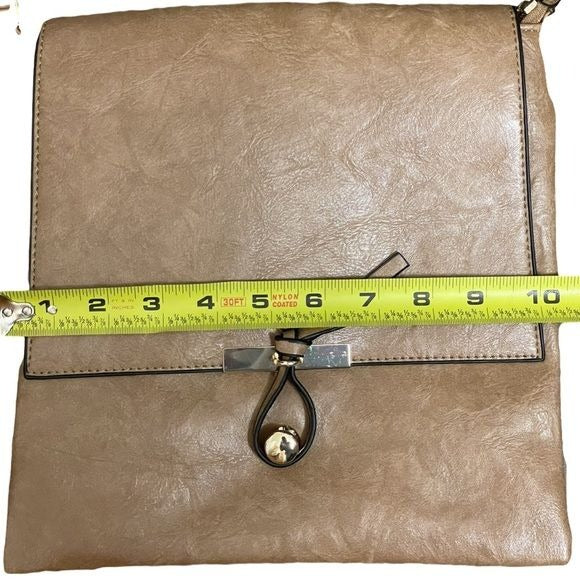 Camel Colored Faux Leather Adjustable Crossbody Bag with Multiple Pockets (NWOT)