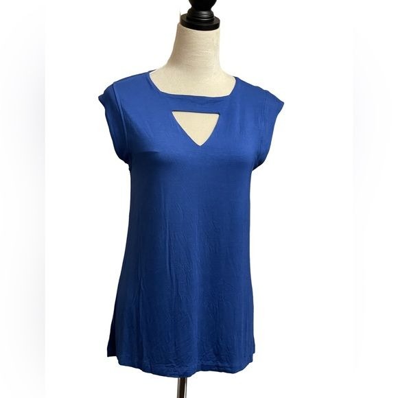 Nordstrom’s Lysse (NWT) Melrose Admiral Blue Keyhole Top (Size: Small/Runs Big)