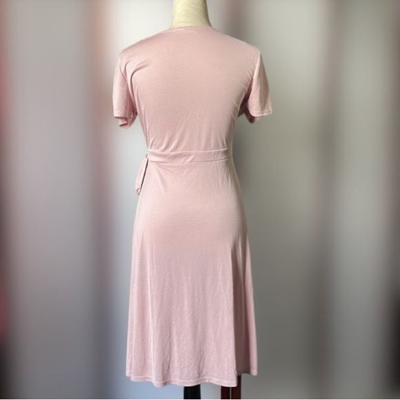 Potter’s Pot Pale Pink Full Wrap Dress with Tie Around the Waist (Size: Large)