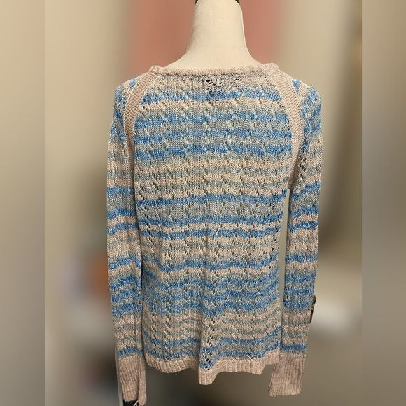 Love Stitch Cream, Blue and Gray Knit Pullover Crewneck Sweater (Size: Medium)