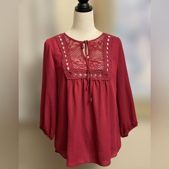Is Byer Red Pullover Chiffon Blouse w/Lace Top & Elastics on Sleeves (Large)